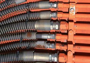 さまざまなフィンチューブ専用機を保有